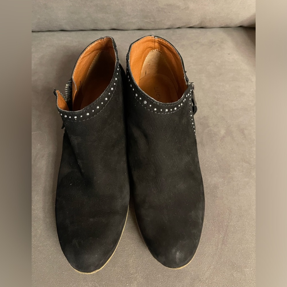 Lucky Brand black suede booties - great condition Size 7 - Picture 2 of 5